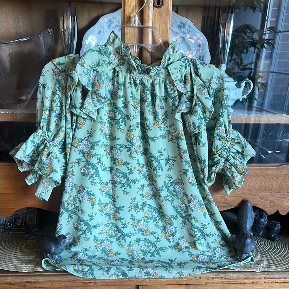 NWOT Max Studio Blue Ruffled Blouse/Bare Shoulders